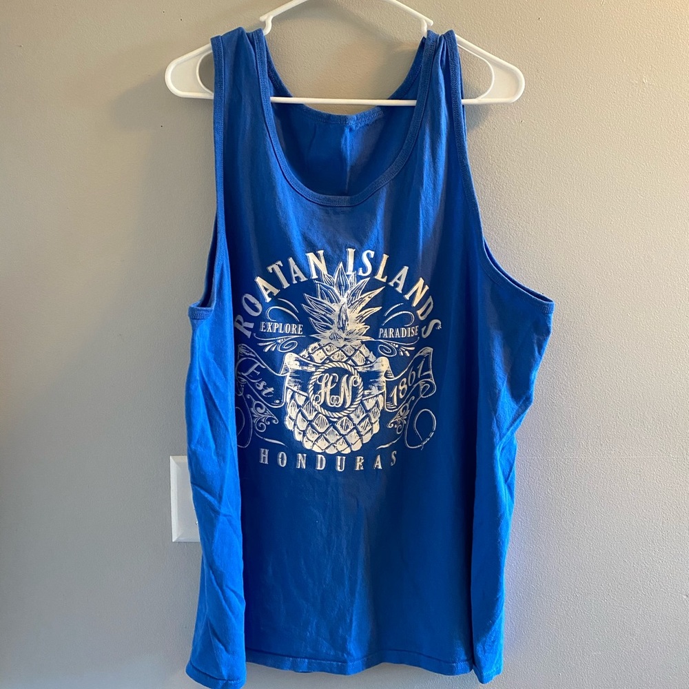 Roatan Islands Honduras men’s size XL tank